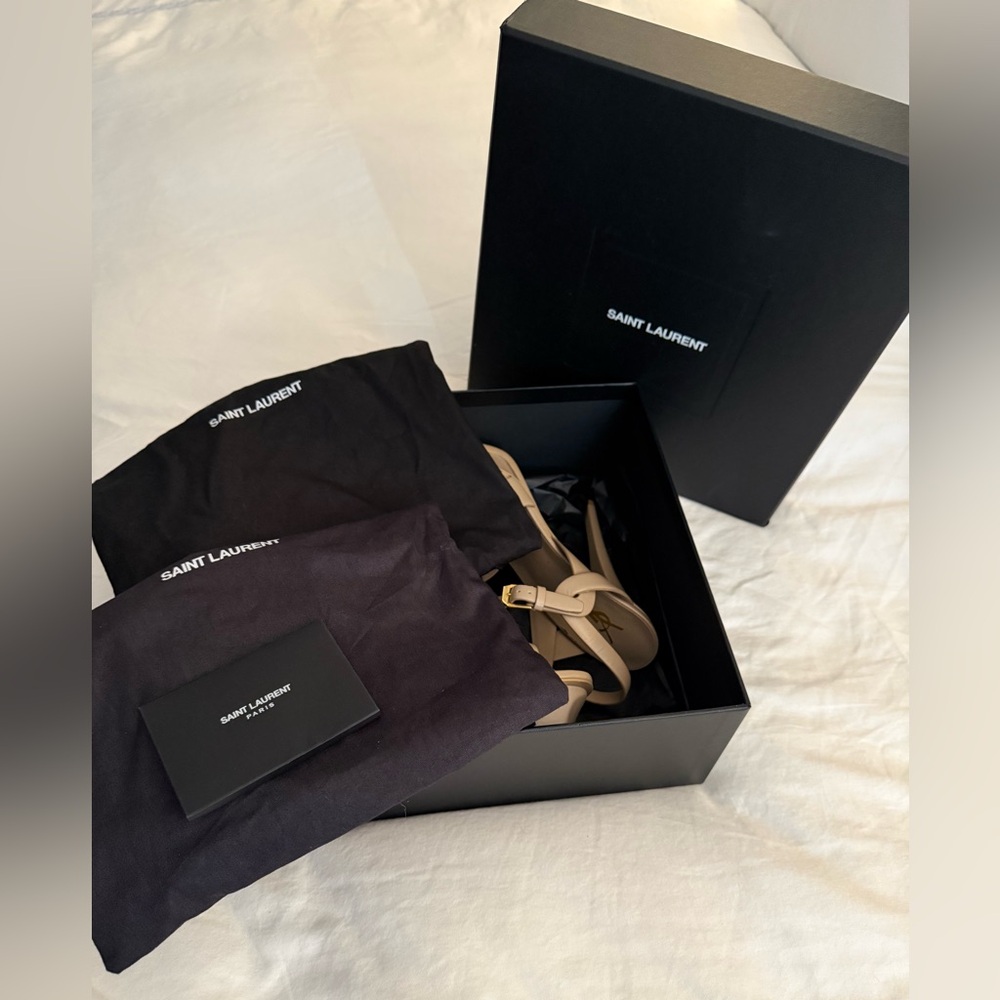 Yves Saint Laurent Tribute Platform in Smooth Leather - Picture 7 of 10